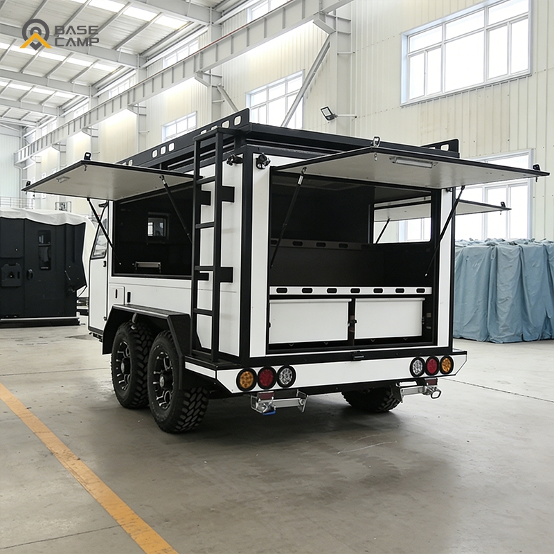 Remolque Utilitario Cerrado de - Heavy Equipment Haulers reseña y precio
